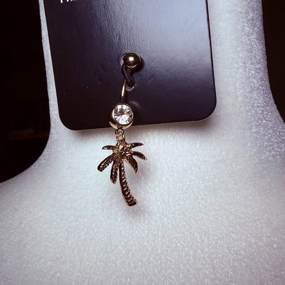 NWT Pretty Little Thing Gold Palm Tree Belly Bar Ring/ Belly Ring